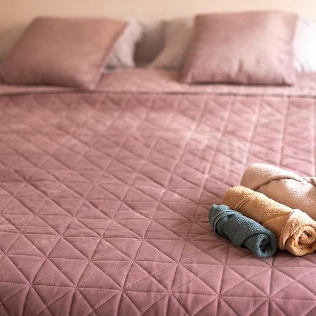 Shared Retro Vintage Luxury Apartment ブカレスト エクステリア 写真