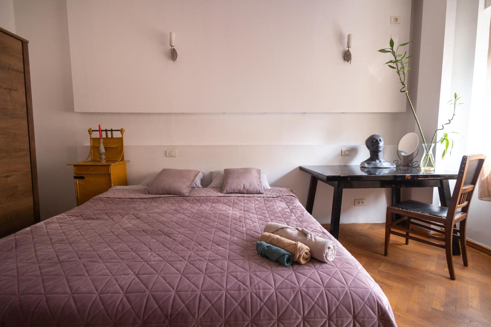 Shared Retro Vintage Luxury Apartment ブカレスト エクステリア 写真