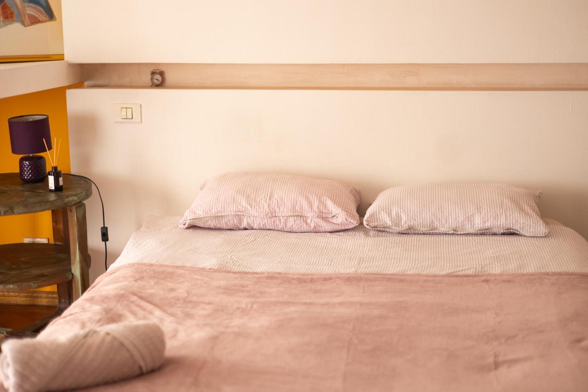 Shared Retro Vintage Luxury Apartment ブカレスト エクステリア 写真