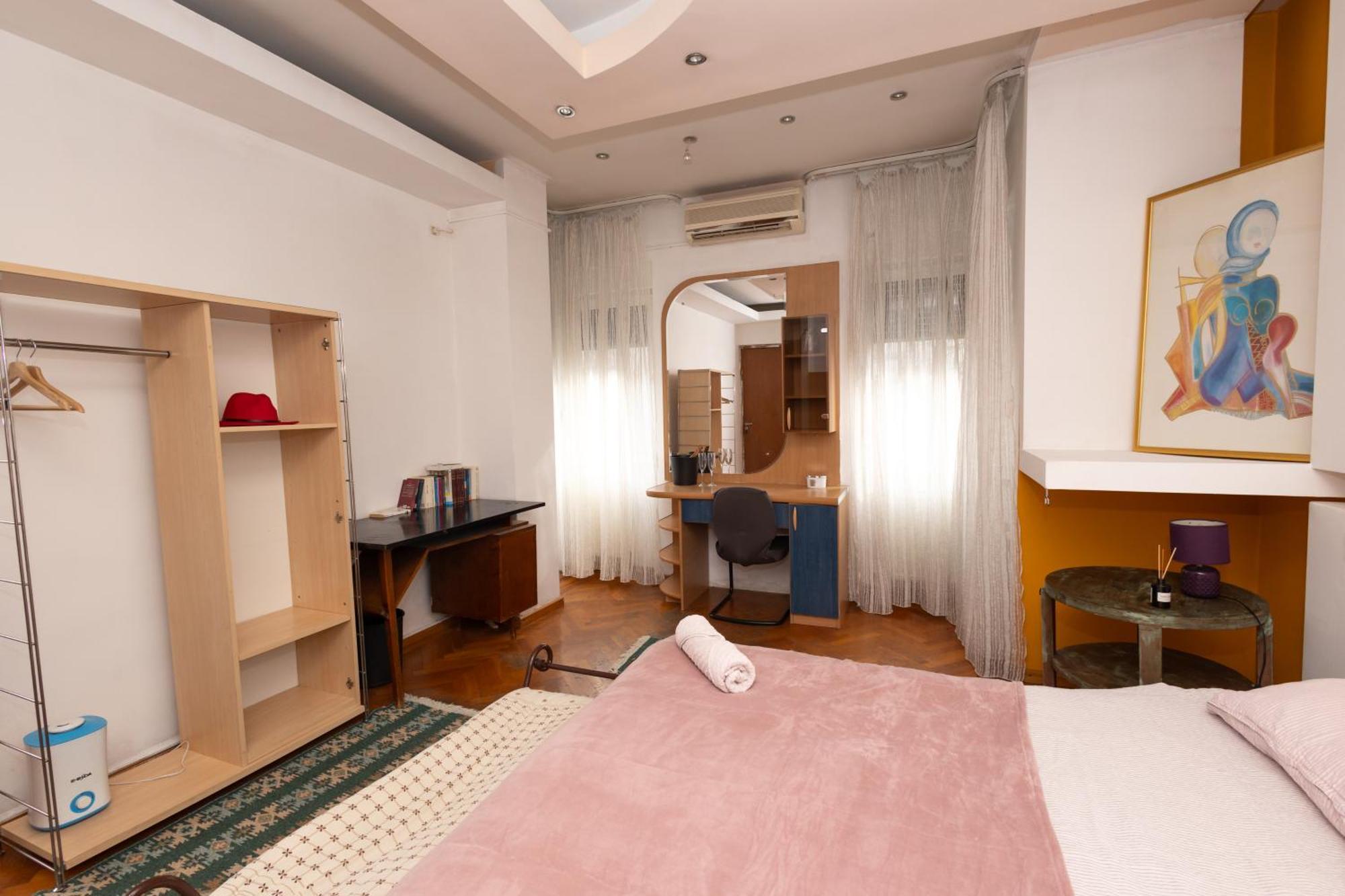 Shared Retro Vintage Luxury Apartment ブカレスト エクステリア 写真